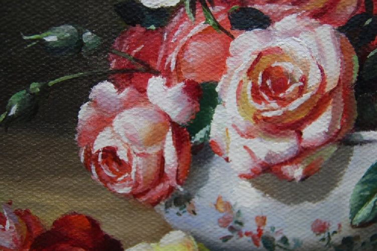 Картина "Розы в тонкой вазе" Цена: 6300 руб. Размер: 25 x 20 см. Увеличенный фрагмент.