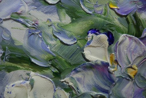 Картина маслом "Голубые ирисы" Цена: 9500 руб. Размер: 60 x 50 см. Увеличенный фрагмент.